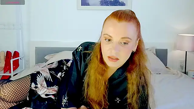 Snapshot of milkimilfa1 chatting on 29, 5, 2026 milkimilfa1 online show from 29, 5, 2026