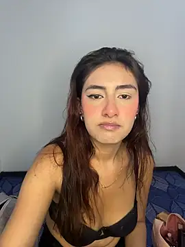 Snapshot of velariasoft_ chatting on 5, 6, 2026 velariasoft online show from 5, 6, 2026