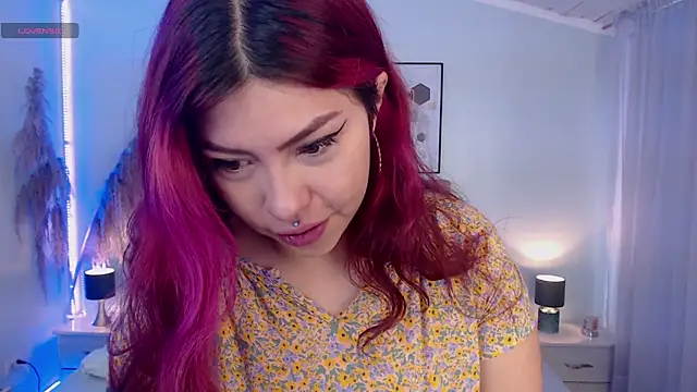 Snapshot of LilMoon_ chatting on 2, 7, 2026 LilMoon online show from 2, 7, 2026