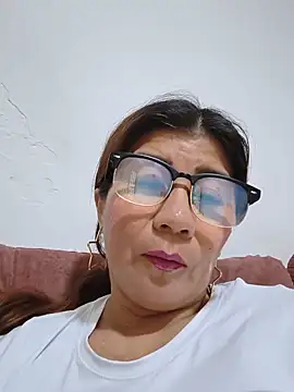 fire mommy online show from 17, 6, 2026