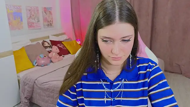 Snapshot of Jessica_jewells chatting on 7, 7, 2026 Jessica jewells online show from 7, 7, 2026