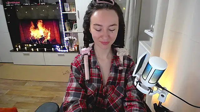 Maryana Ro online show from 4, 5, 2026