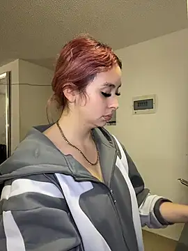 Snapshot of Sophia_LuxxX chatting on 10, 6, 2026 Sophia LuxxX online show from 10, 6, 2026