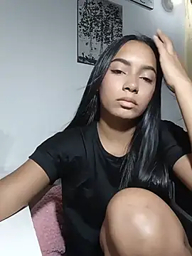 Snapshot of xcleila chatting on 18, 6, 2026 xcleila online show from 18, 6, 2026