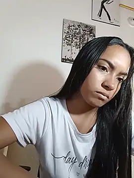 Snapshot of xcleila chatting on 20, 6, 2026 xcleila online show from 20, 6, 2026