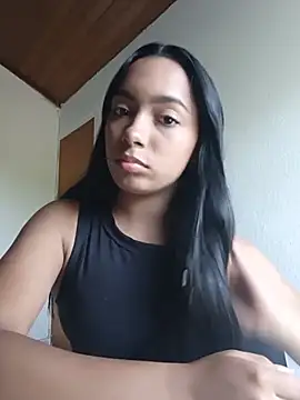 Snapshot of xcleila chatting on 8, 7, 2026 xcleila online show from 8, 7, 2026
