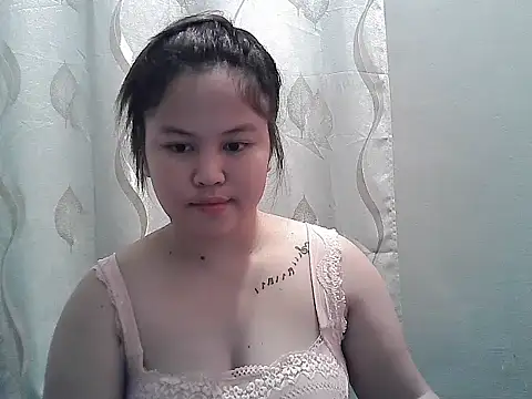 Snapshot of ThePrettySecret chatting on 6, 6, 2026 ThePrettySecret online show from 6, 6, 2026