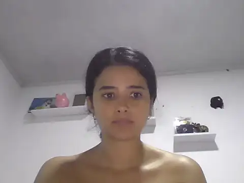 Snapshot of micaelamoreno18 chatting on 29, 5, 2026 micaelamoreno18 online show from 29, 5, 2026