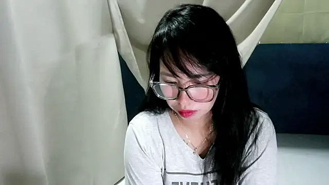 honey kawai online show from 9, 6, 2026