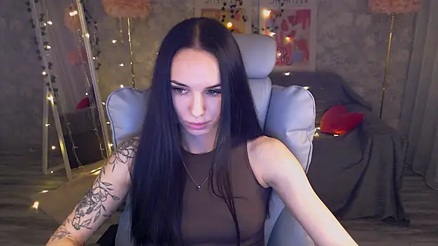 NicoleMerz online show from 27, 6, 2026