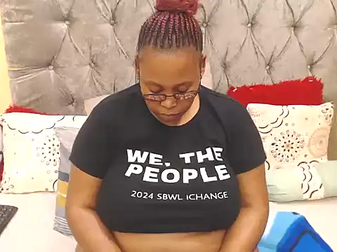 sexychubbypussyx online show from 12, 6, 2026
