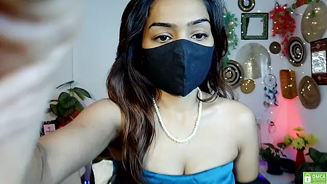 Snapshot of Yalinahotty chatting on 6, 7, 2026 Yalinahotty online show from 6, 7, 2026