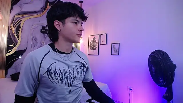 Snapshot of OliverMorgan66 chatting on 19, 6, 2026 OliverMorgan66 online show from 19, 6, 2026