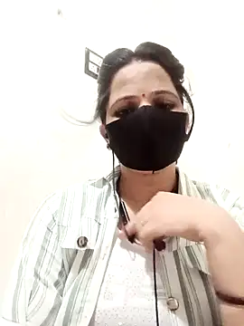 Snapshot of Karishma_bhabi3 chatting on 10, 6, 2026 Karishma bhabi3 online show from 10, 6, 2026