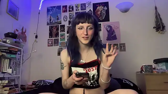 Snapshot of batzy666 chatting on 8, 6, 2026 batzy666 online show from 8, 6, 2026