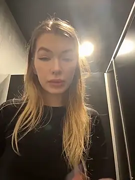 Dreamy Mia online show from 14, 6, 2026