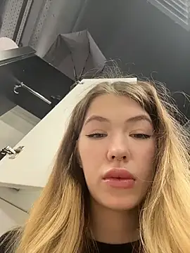 Dreamy Mia online show from 15, 6, 2026