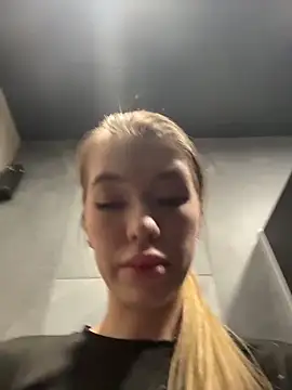 Dreamy Mia online show from 21, 6, 2026