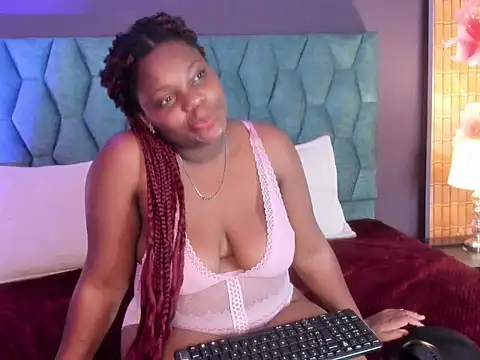 RoxaneMiranda online show from 28, 5, 2026
