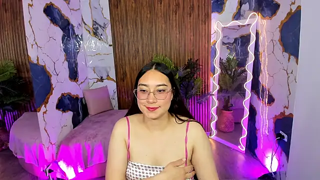 Nanni tay online show from 9, 8, 2026