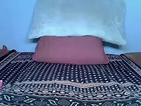 Snapshot of -rareprinces chatting on 19, 7, 2026 -rareprinces online show from 19, 7, 2026