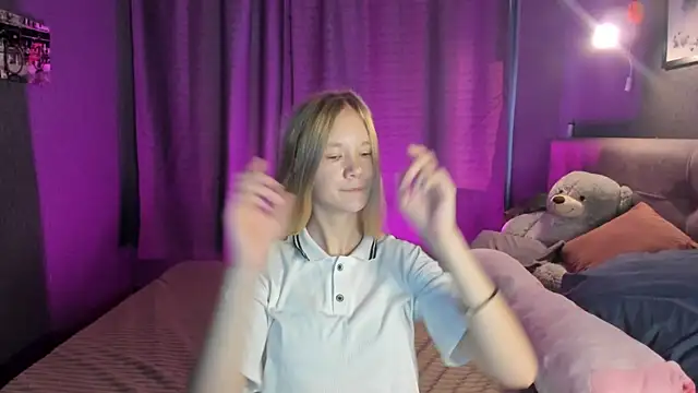 Snapshot of Asya_Almost chatting on 18, 6, 2026 Asya Almost online show from 18, 6, 2026