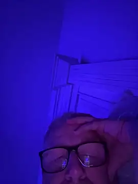 Snapshot of AZCntryBoy chatting on 11, 6, 2026 AZCntryBoy online show from 11, 6, 2026