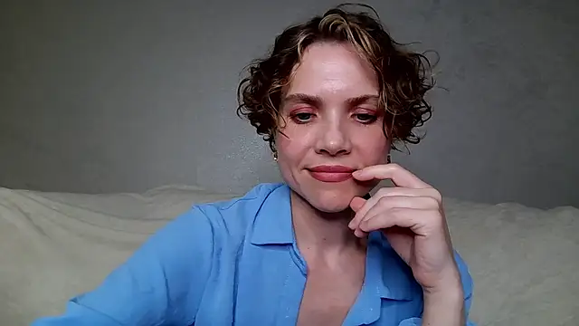 NatalieMoses online show from 7, 7, 2026