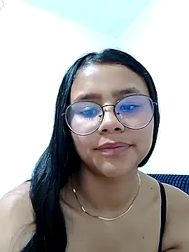 Sofielovee-01 online show from 12, 7, 2026