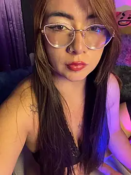 arilynn  online show from 14, 6, 2026
