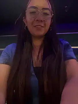 arilynn  online show from 25, 6, 2026