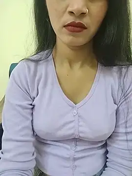 Naughty Kiara  online show from 13, 7, 2026