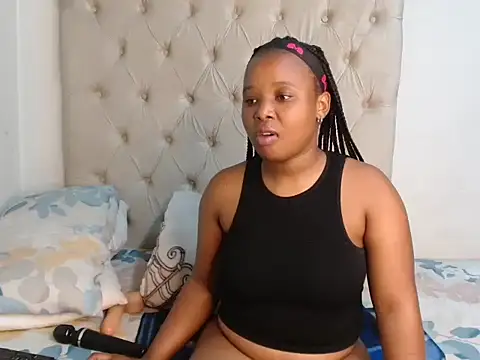 Snapshot of Lihle_00 chatting on 24, 6, 2026 Lihle 00 online show from 24, 6, 2026