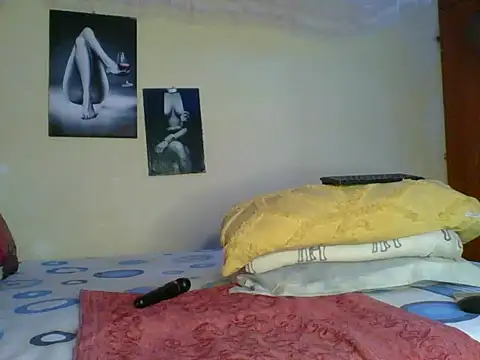 Snapshot of Cute_zora chatting on 15, 7, 2026 Cute zora online show from 15, 7, 2026