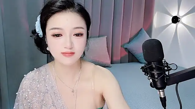 Momo-Wow online show from 4, 7, 2026