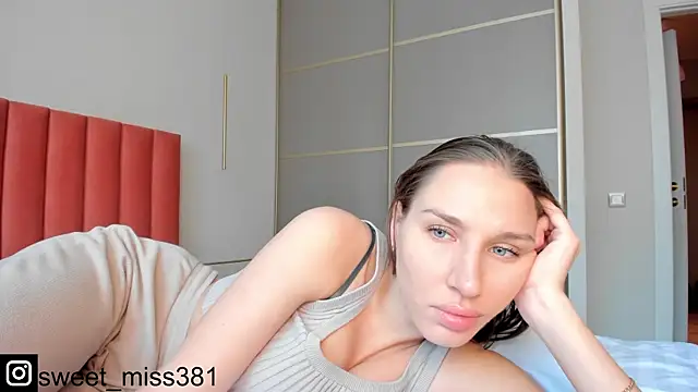 Snapshot of SofiClimbing chatting on 9, 12, 2024 SofiClimbing online show from 9, 12, 2024