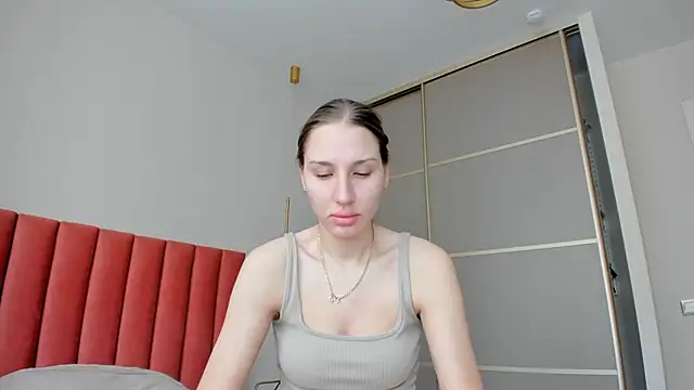 Snapshot of SofiClimbing chatting on 4, 3, 2025 SofiClimbing online show from 4, 3, 2025