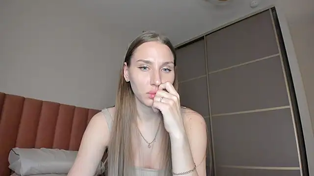 Snapshot of SofiClimbing chatting on 7, 3, 2025 SofiClimbing online show from 7, 3, 2025