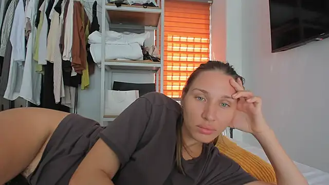 Snapshot of SofiClimbing chatting on 29, 3, 2026 SofiClimbing online show from 29, 3, 2026