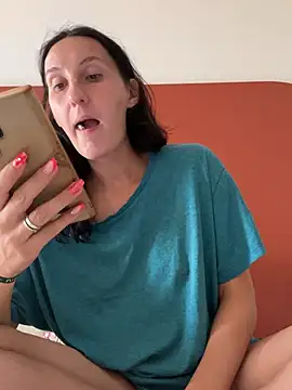 Snapshot of PregnantEmilia chatting on 10, 7, 2026 PregnantEmilia online show from 10, 7, 2026