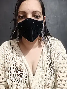 Lovely-Manisha143 online show from 22, 6, 2026