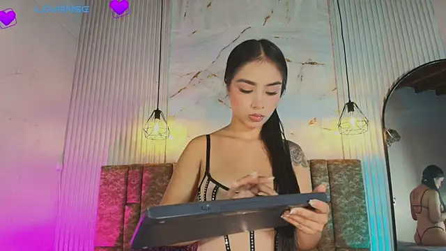 Snapshot of KENNIA_SWEETIEE chatting on 7, 7, 2026 KENNIA SWEETIEE online show from 7, 7, 2026