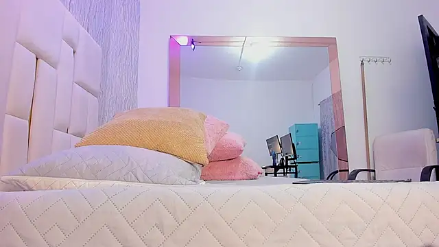 bunny blush12 online show from 5, 6, 2026