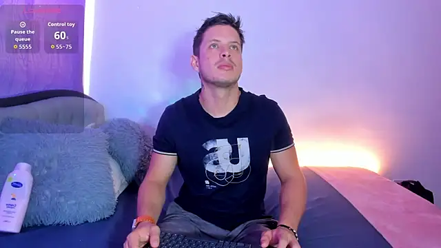 johnycooper08 online show from 17, 7, 2026