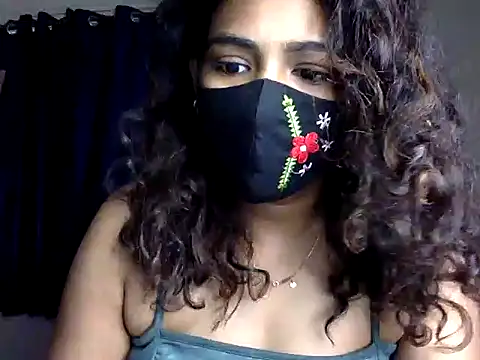 Nisha-moon online show from 6, 7, 2026