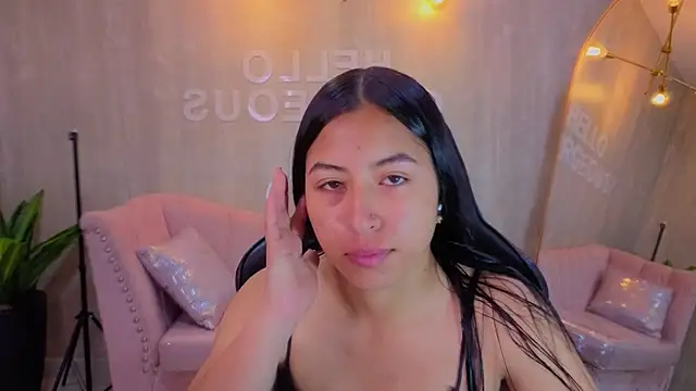 lia x a online show from 8, 7, 2026