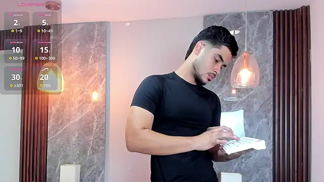 Snapshot of luciano_vitale chatting on 19, 6, 2026 luciano vitale online show from 19, 6, 2026