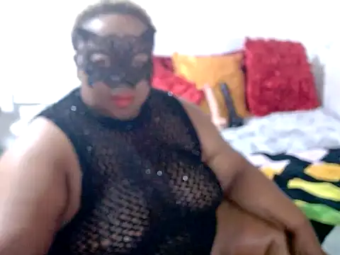 ROSESNICKER00 online show from 13, 6, 2026