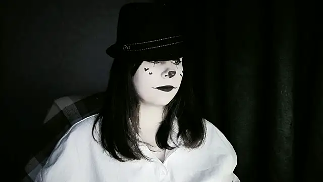 KattyySummer online show from 1, 8, 2026