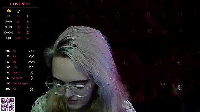 Snapshot of Oxcy_Secret chatting on 5, 7, 2026 Oxcy Secret online show from 5, 7, 2026